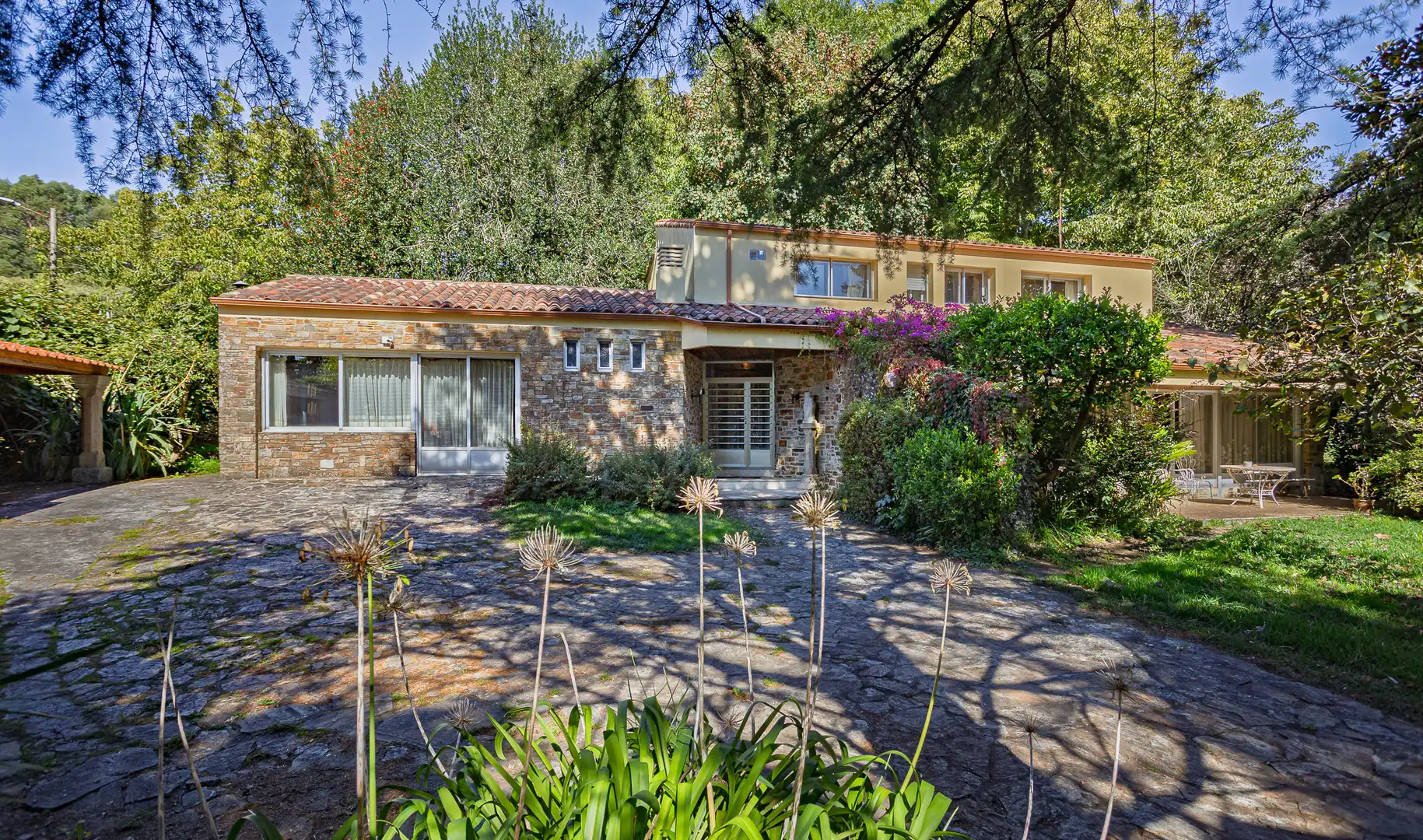 Garden of Country homes for sale in Teo  with Swimming Pool and Furnished