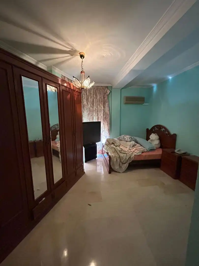 Bedroom of Flat for sale in Sevilla  with Air Conditioner and Balcony