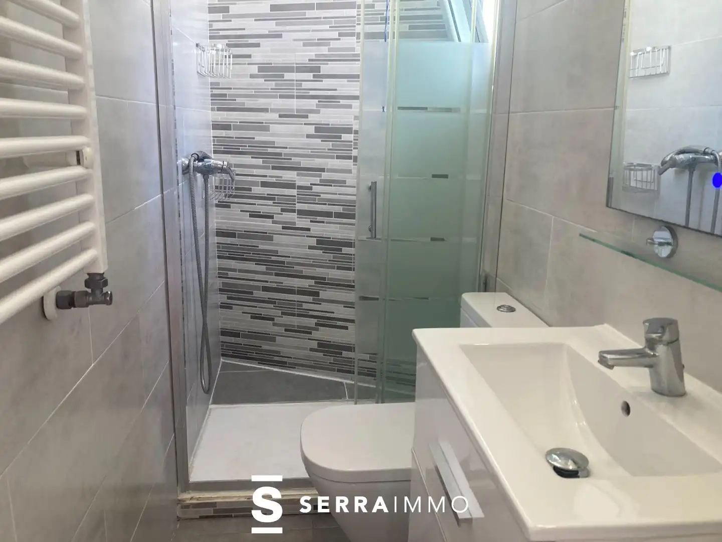 Bathroom of Attic for rent in Sitges  with Heating