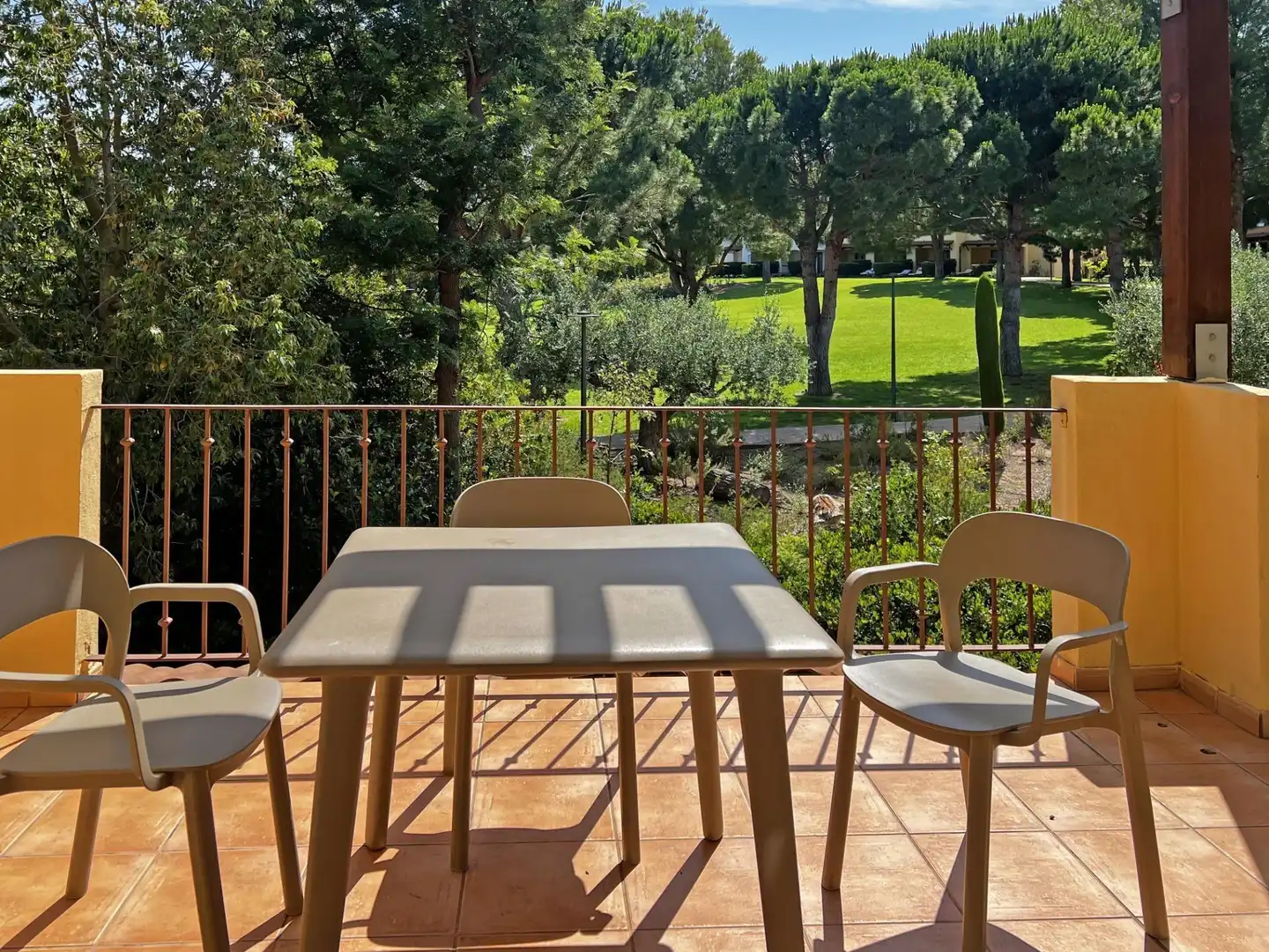 Terrassa de Apartament en venda en Mont-roig del Camp amb Aire condicionat, Calefacció i Jardí privat
