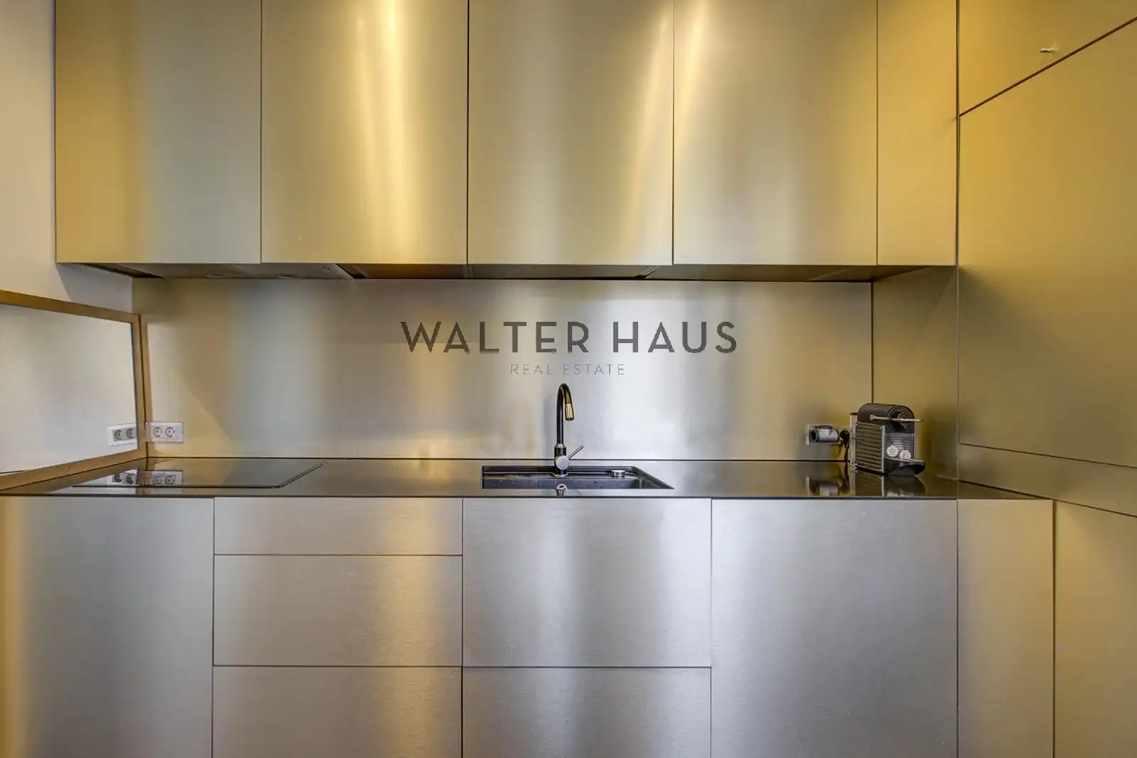 Kitchen of Flat for sale in Barcelona  with Air Conditioner, Terrace and Balcony