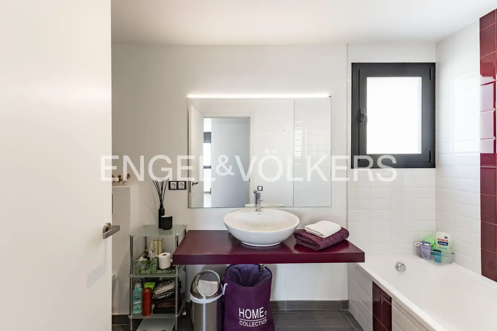 Bathroom of Houses for rent in Cabrils  with Air Conditioner, Heating and Private garden