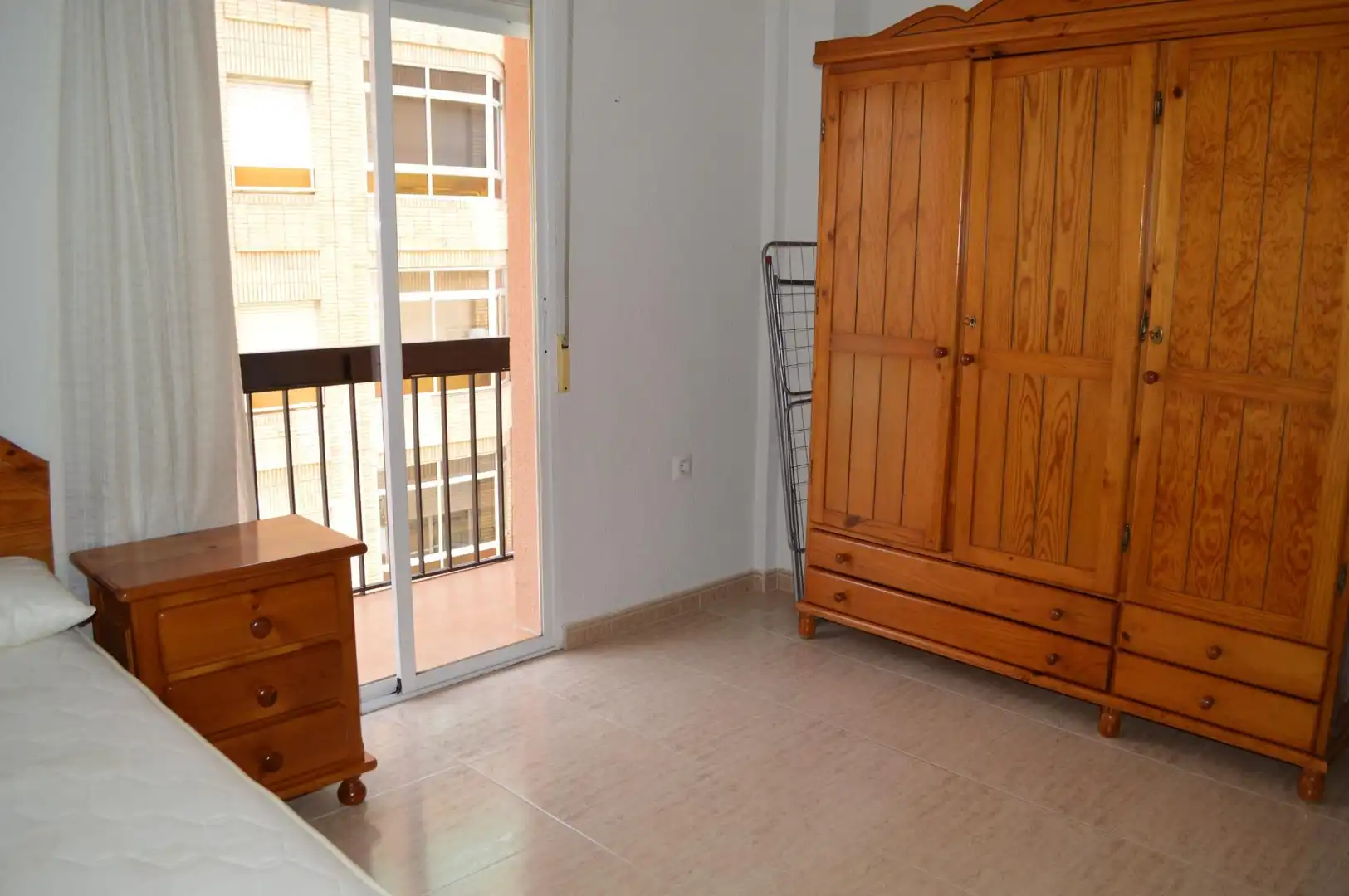 Bedroom of Flat for rent in Granada  with Terrace, Furnished and Balcony