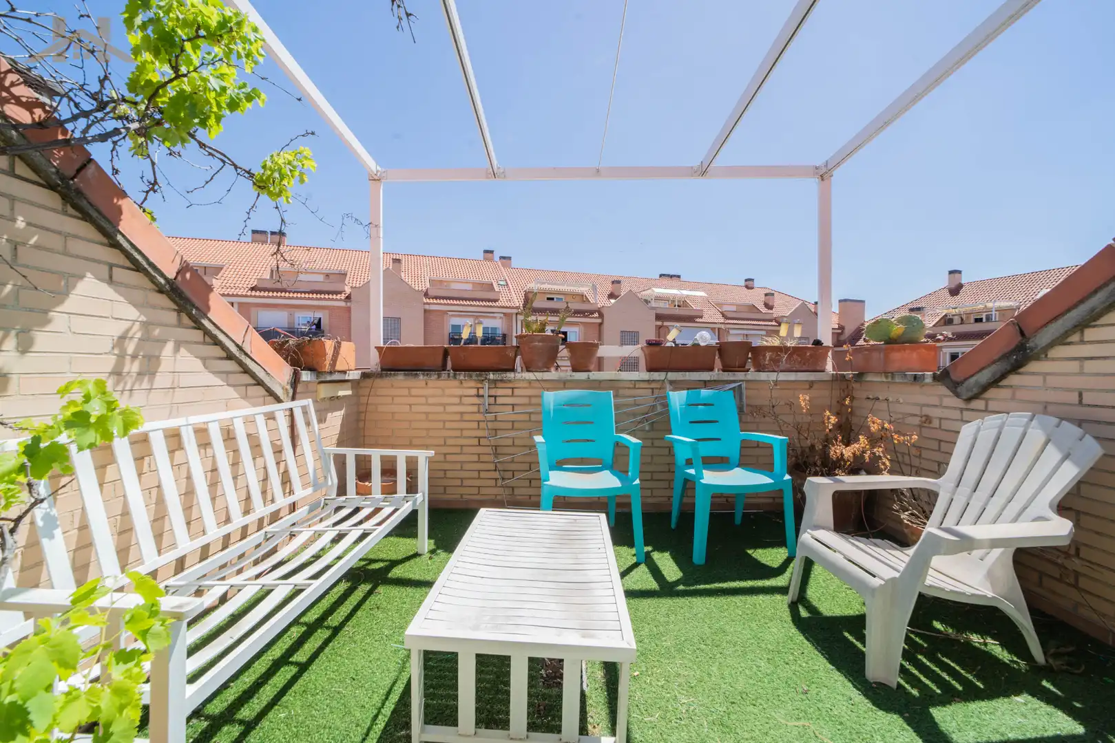 Terrace of Duplexes for sale in Villanueva del Pardillo  with Air Conditioner, Heating and Parquet flooring