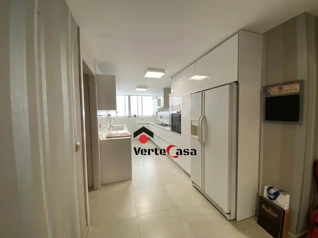 Cuina de Pis de lloguer en Valencia amb Aire condicionat, Calefacció i Parquet
