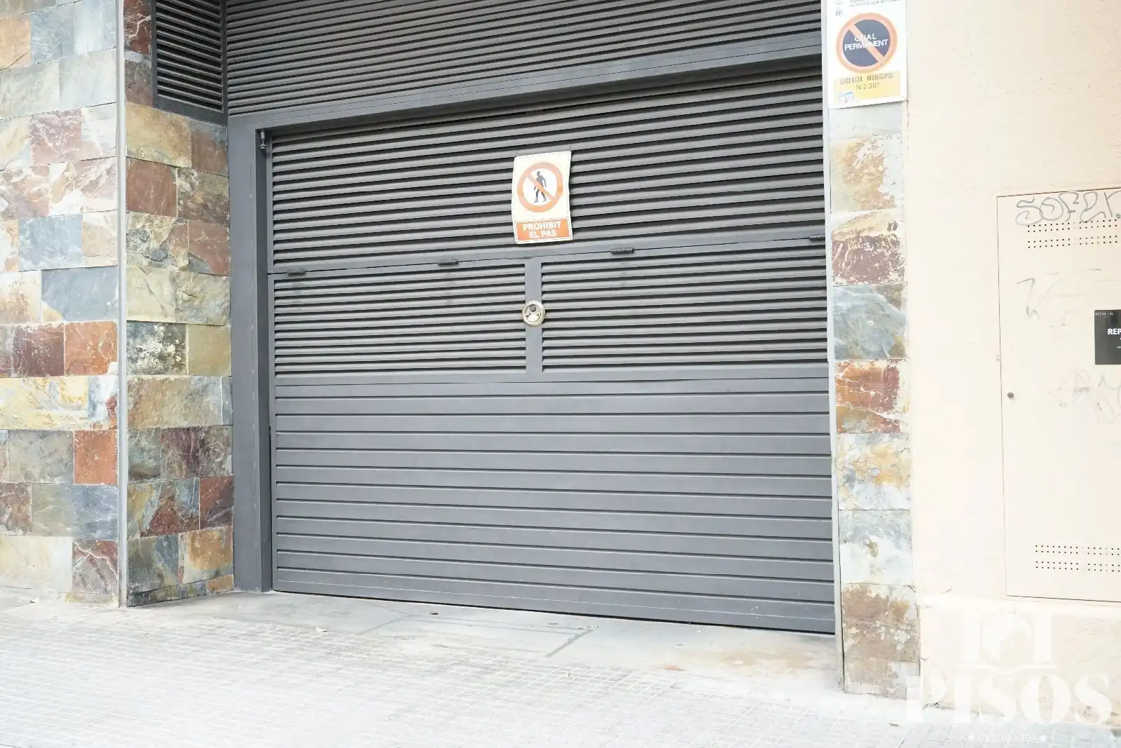 Außenansicht von Garage zur Miete in Sant Cugat del Vallès