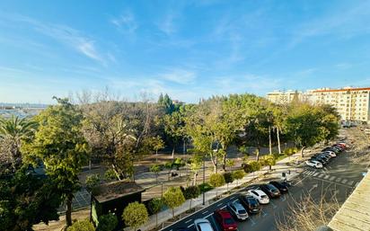 Vista exterior de Pis en venda en San Fernando amb Aire condicionat