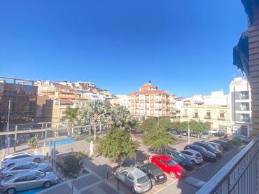 Apartament amb balcó en venda a Casco Antiguo