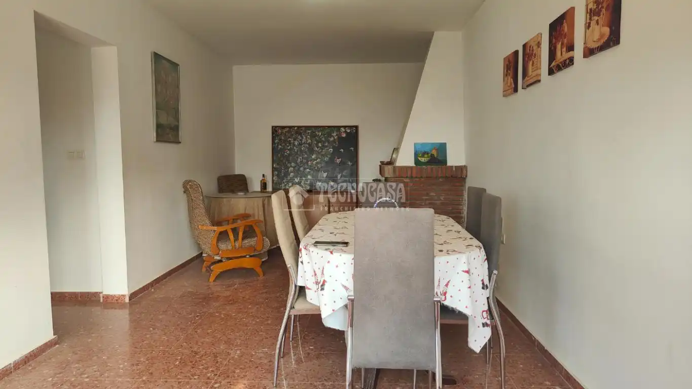 Comedor de Finca rústica en venta en Vélez de Benaudalla