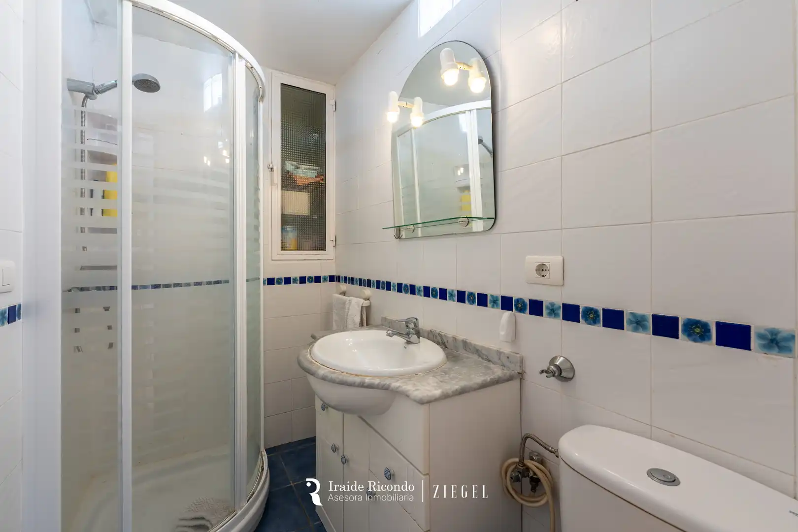 Bathroom of Houses for sale in Santa Brígida  with Air Conditioner, Private garden and Terrace