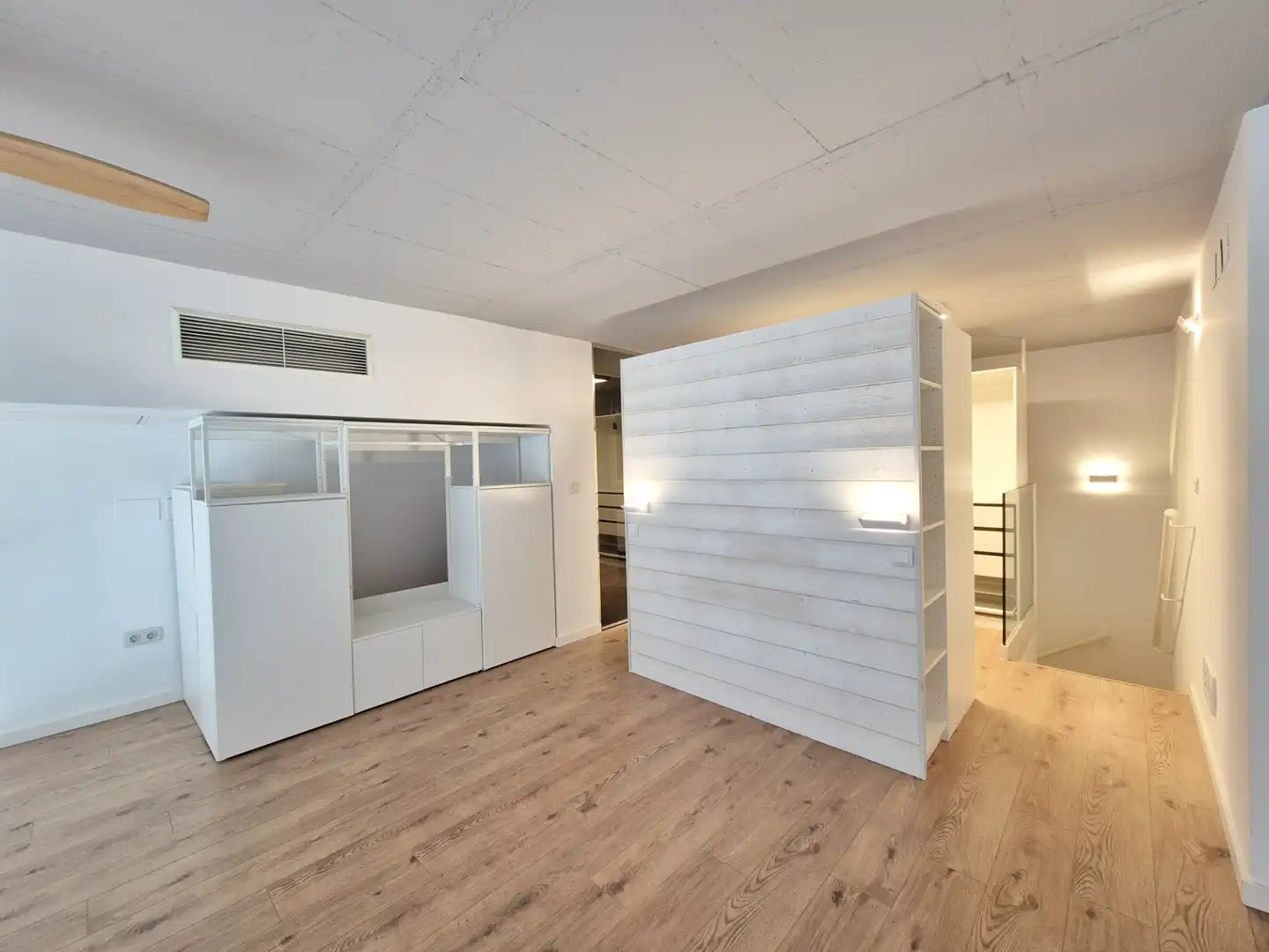 Wohnung zum Verkauf in Valencia mit Klimaanlage, Heizung und Terrasse