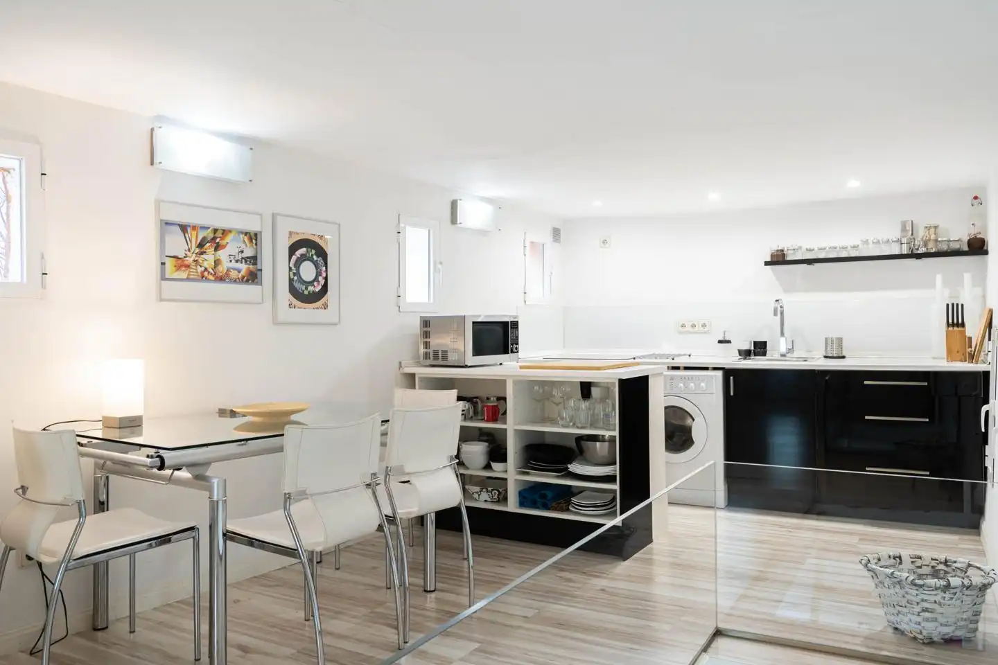 Kitchen of Ground floor for rent in Madrid  with Air Conditioner, Furnished and Internet
