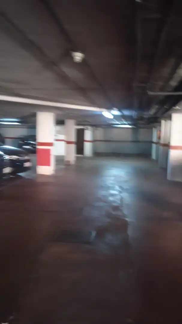 Aparcament de Dúplex en venda en Segovia amb Calefacció, Parquet i Terrassa