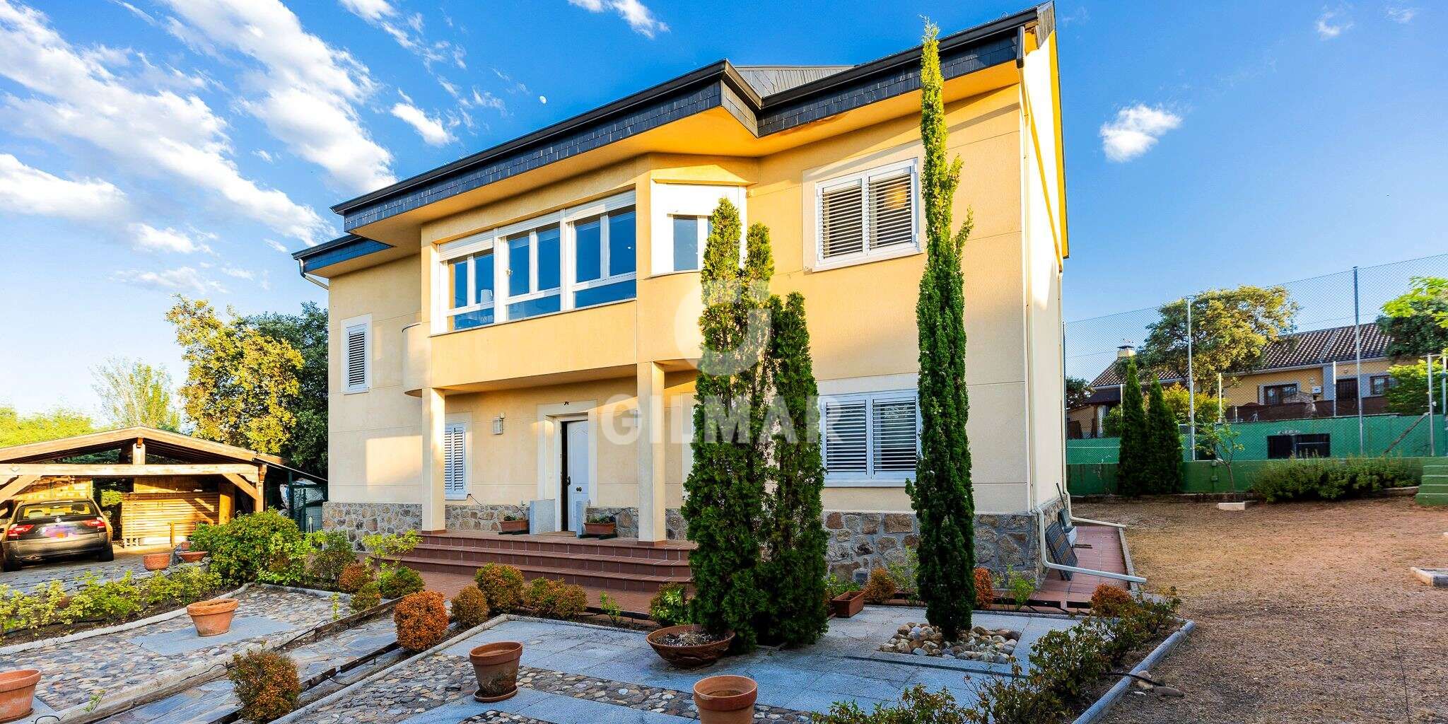 Exterior view of House or chalet for sale in Valdemorillo  with Swimming Pool