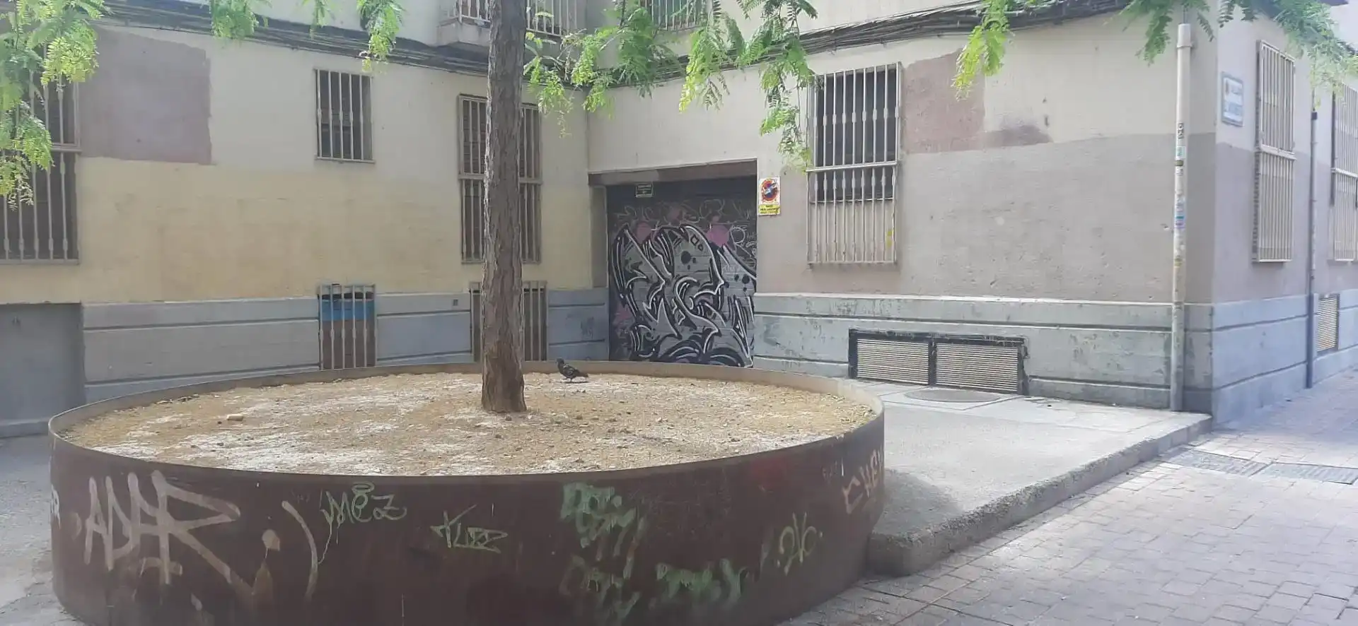 Außenansicht von Garage zur Miete in Zaragoza