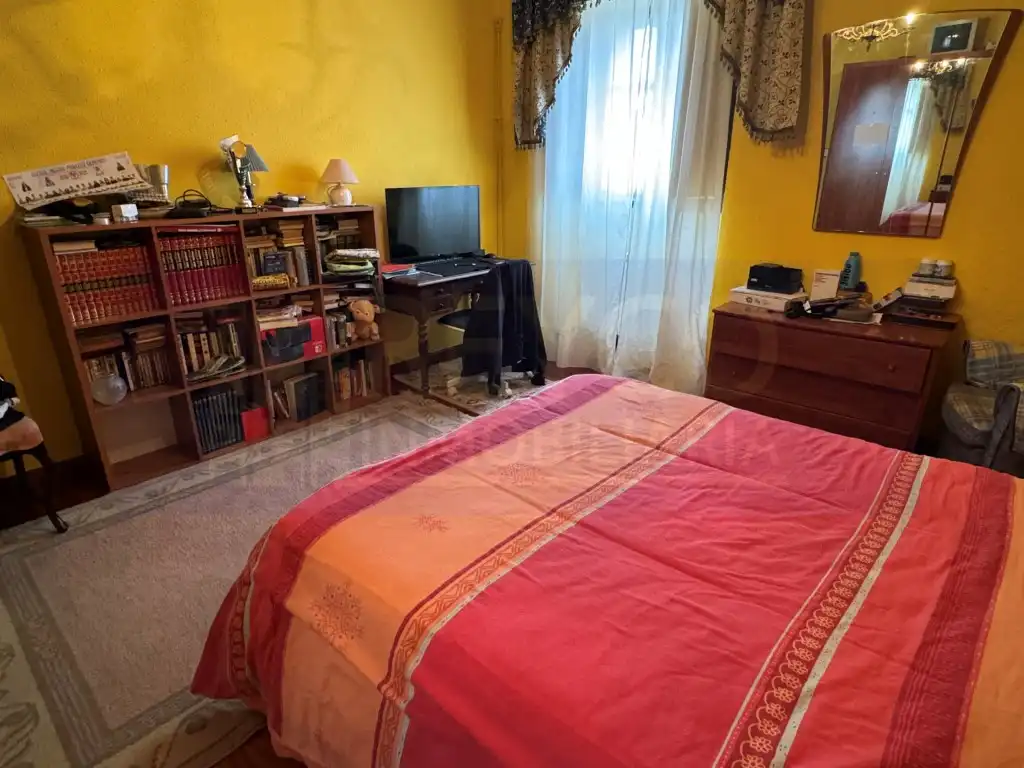 Dormitori de Casa o xalet en venda en Baños de Rioja