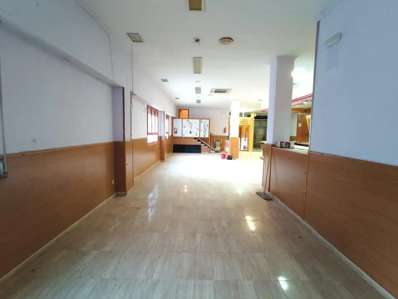 Local comercial en venda a Ibi, imagen 9