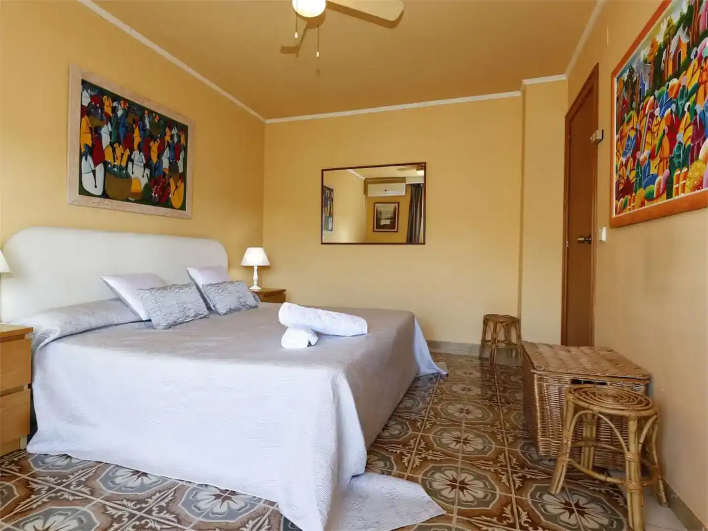 Dormitori de Casa o xalet de lloguer en Salou amb Aire condicionat, Jardí privat i Piscina