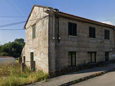 Casa amb jardí en venda a N-552 24