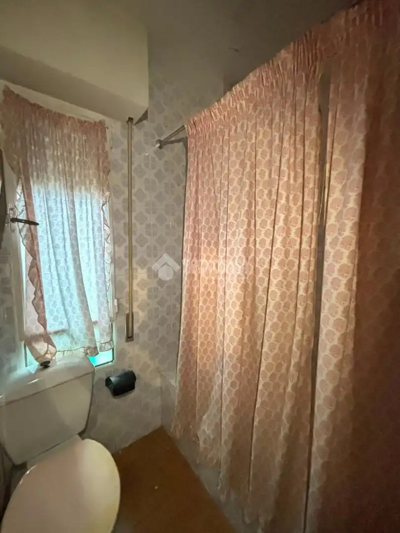 Badezimmer von Wohnung zum Verkauf in Andújar