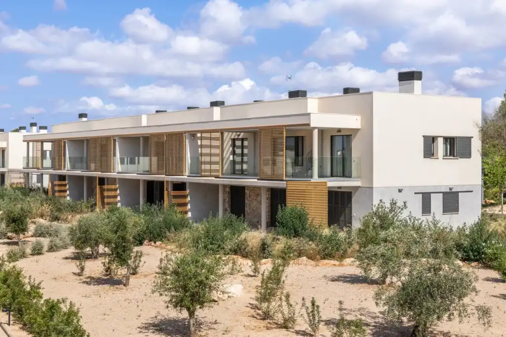 Vista exterior de Ático en venta en Campos con Calefacción, Terraza y Piscina