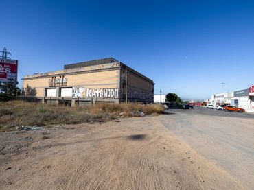 Industrial building for sale in Centro de Albolote