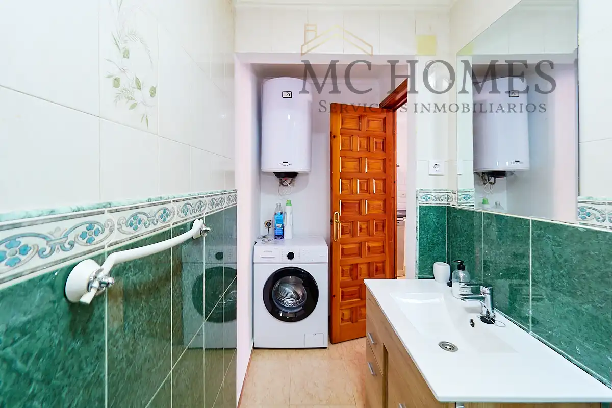 Badezimmer von Einfamilien-Reihenhaus zur Miete in San Fulgencio mit Klimaanlage, Möbliert und Waschmaschine