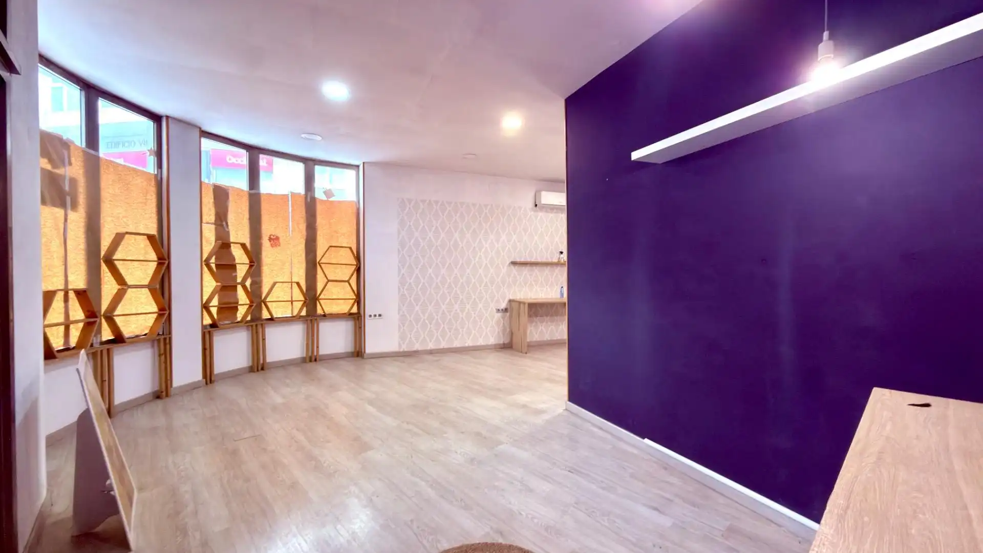 Local en venta en Ourense Capital  con Aire acondicionado y Amueblado
