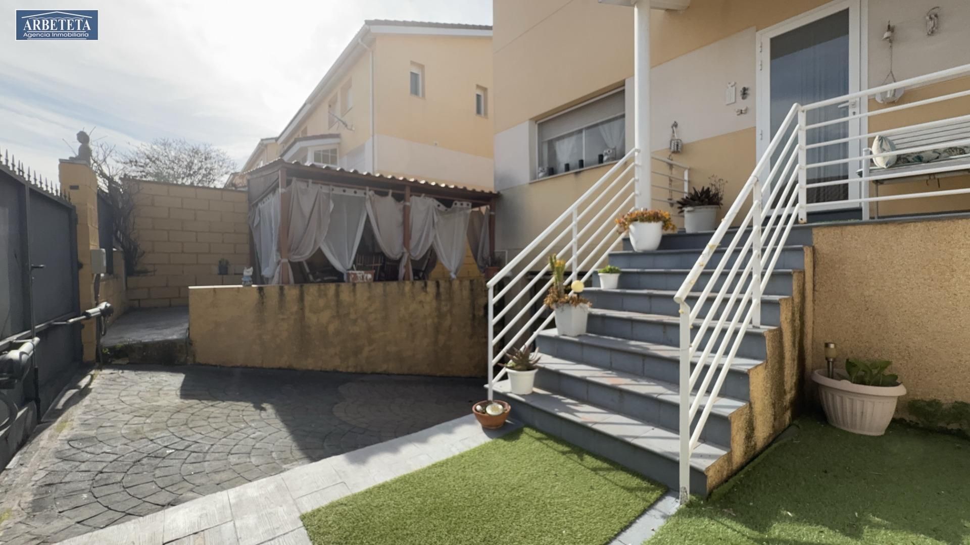 Terrace of Single-family semi-detached for sale in Cabanillas del Campo  with Heating, Terrace and Community pool