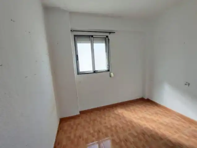 Habitación de Piso en venta en Valencia con Balcón