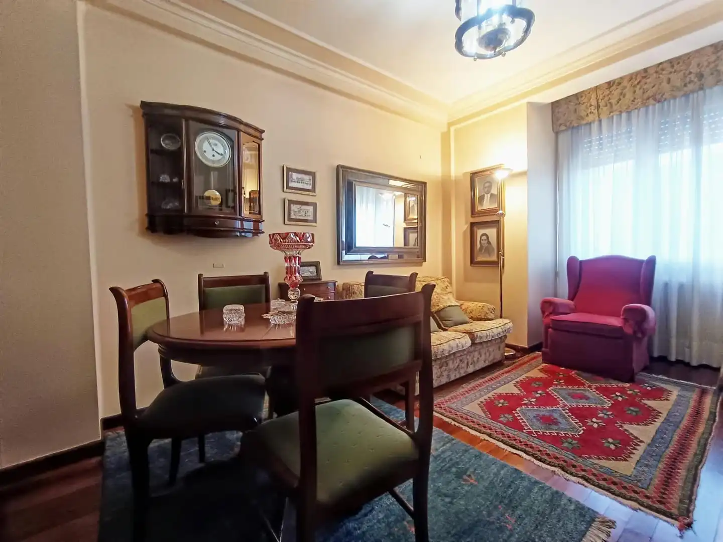 Sala de estar de Dúplex en venta en Pontevedra Capital  con Calefacción y Amueblado