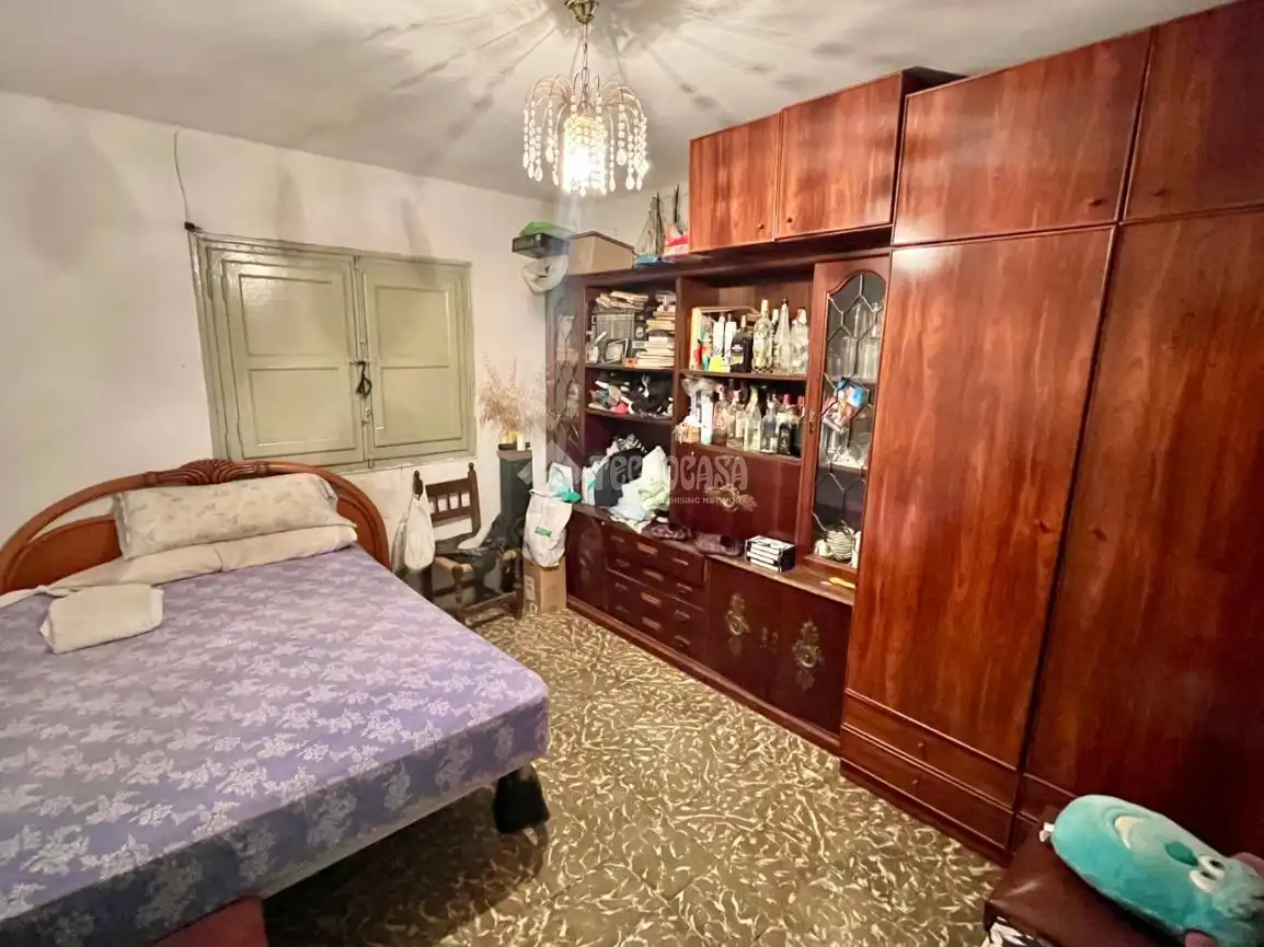 Bedroom of Land for sale in Zaragoza