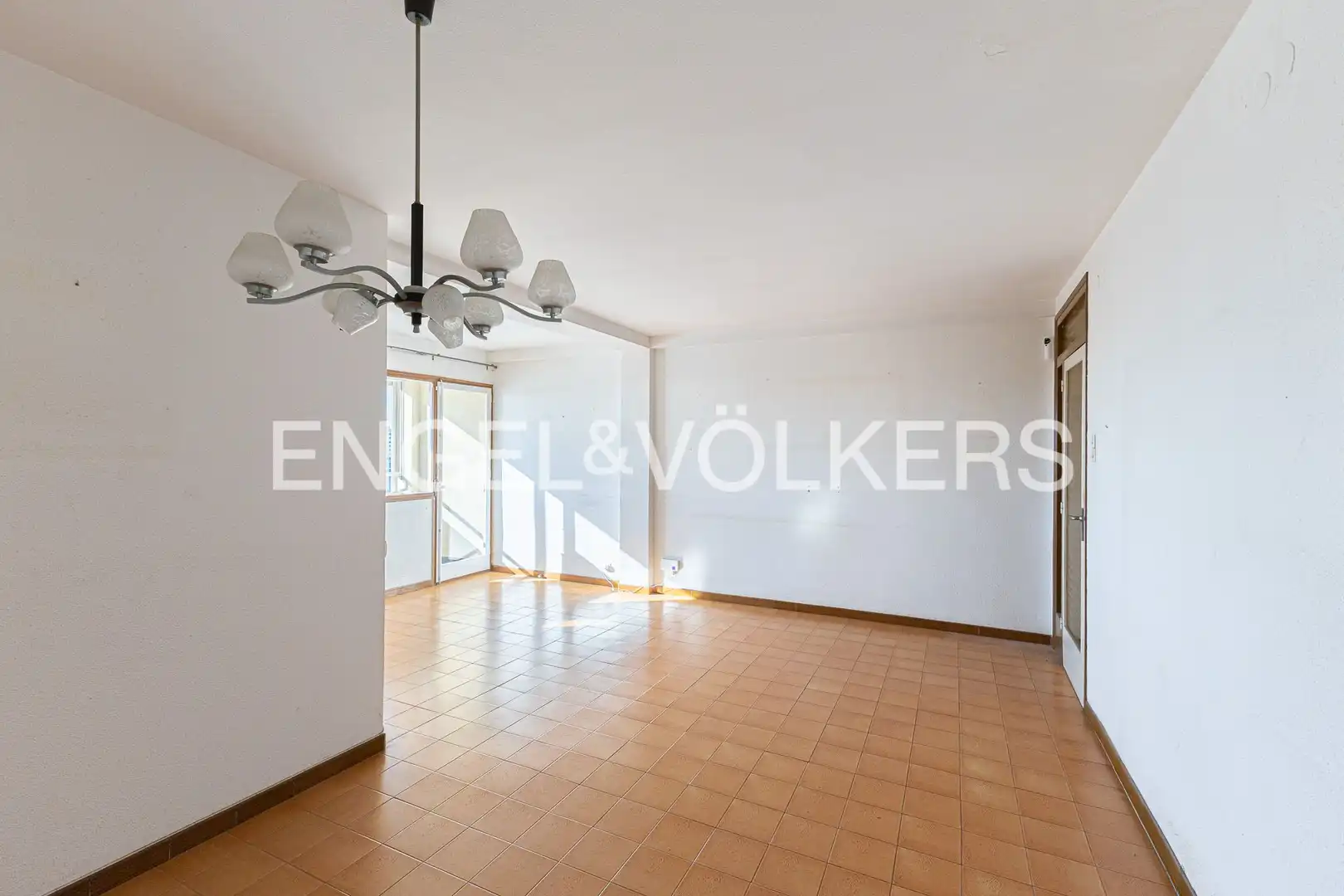 Wohnung zum Verkauf in Barcelona mit Heizung