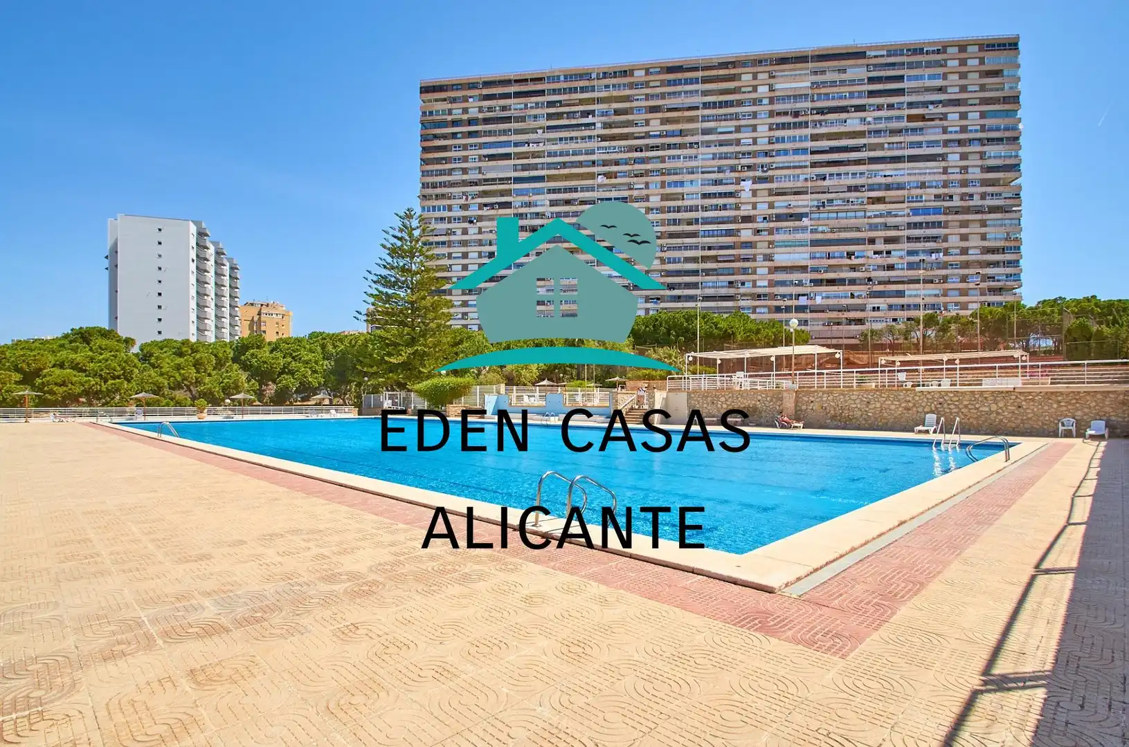 Außenansicht von Wohnungen zum Verkauf in Alicante / Alacant mit Klimaanlage, Heizung und Privatgarten