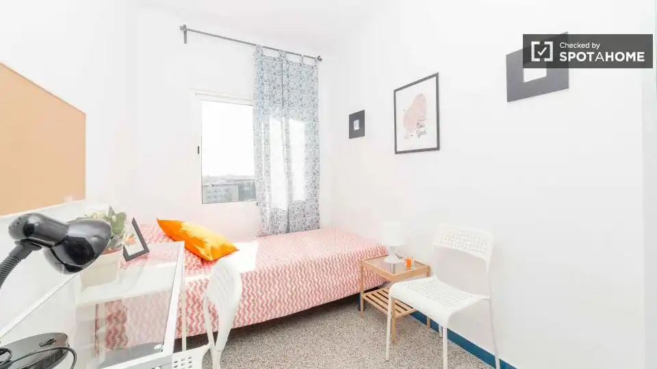 Habitación en Ciutat Universitària