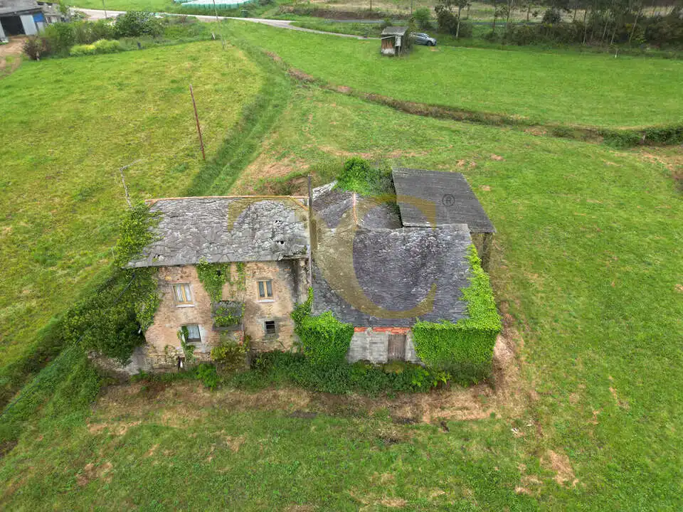 Casa o chalet en venta en El Franco  con Calefacción
