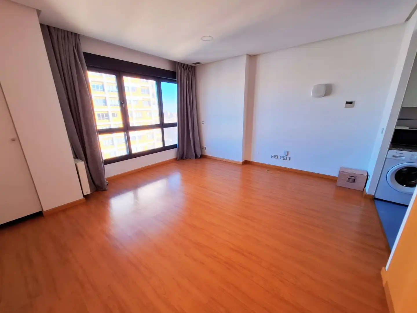 Schlafzimmer von Wohnung zur Miete in Hortaleza