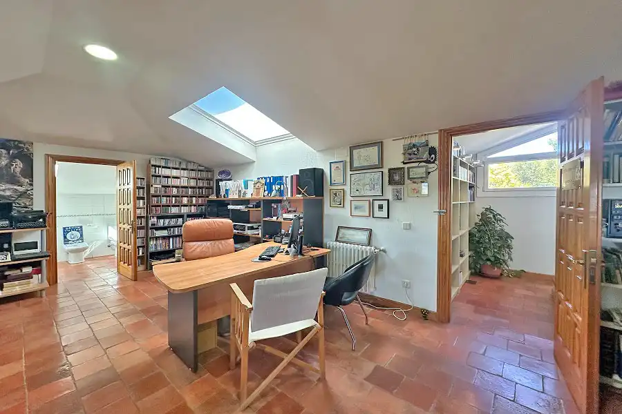 Houses for sale in Hoyo de Manzanares  with Air Conditioner, Heating and Private garden