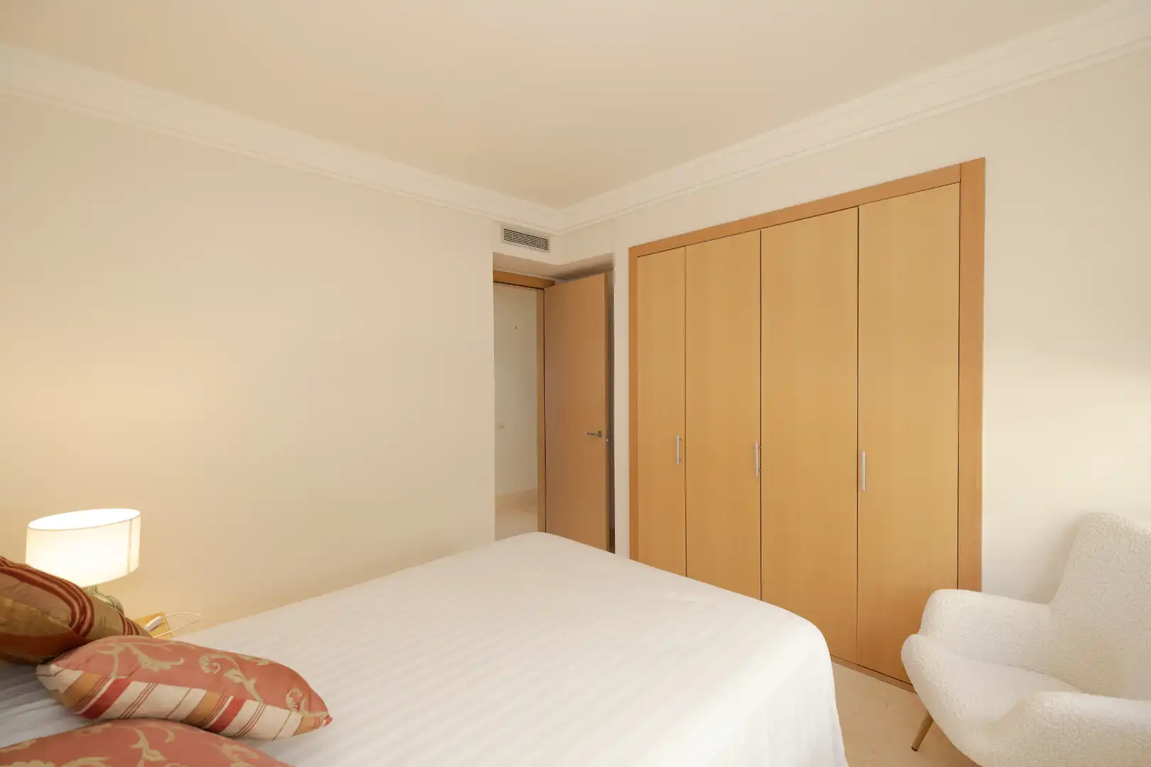 Flat with pool for sale in Urbanizacion los Altos de los Monteros, imagen 24