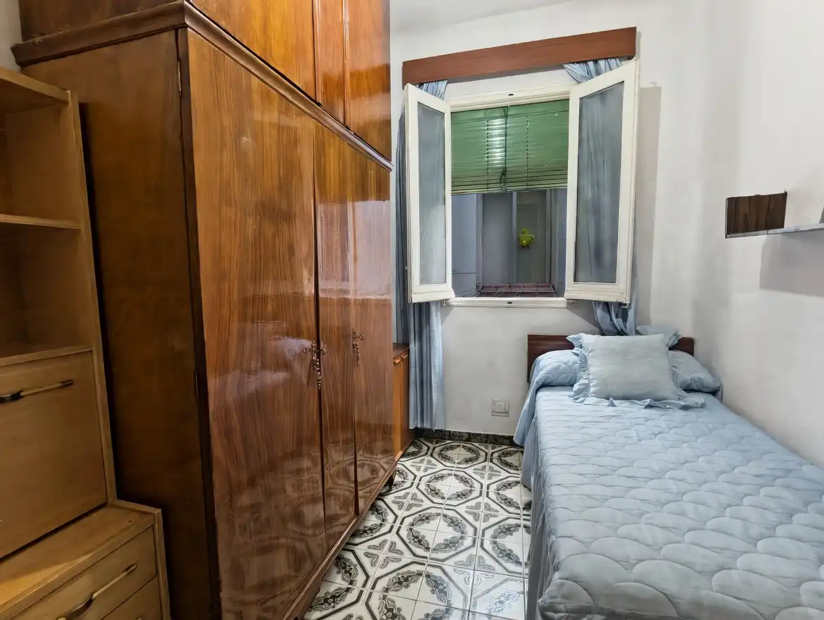 Dormitori de Pis en venda en Madrid amb Calefacció, Forn i Balcó