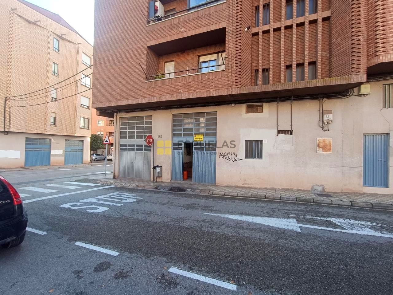 Vista exterior de Local en venta en Arnedo