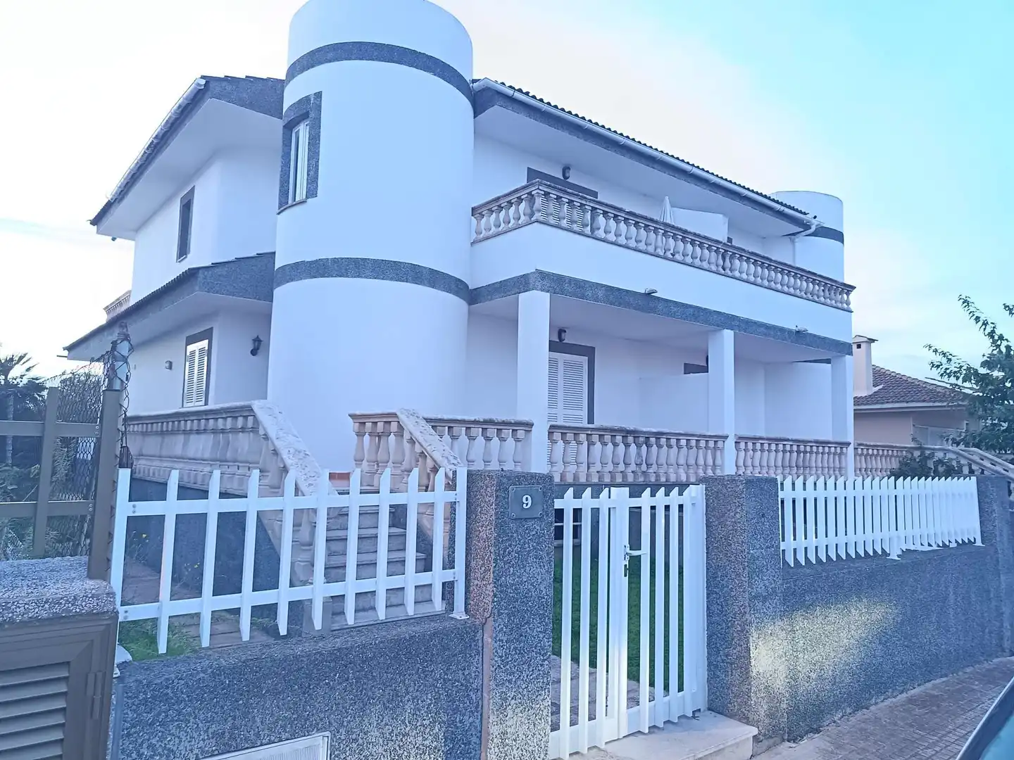 Außenansicht von Erdgeschoss zur Miete in Alcúdia mit Terrasse, Möbliert und Balkon