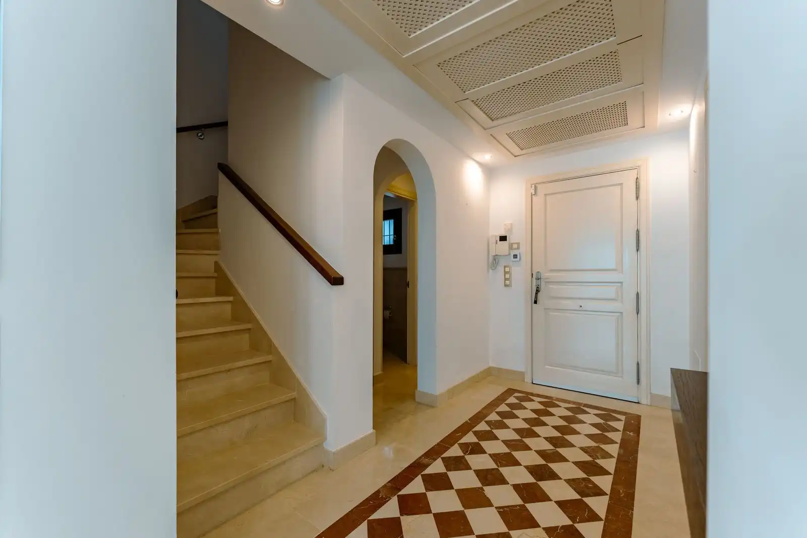 Reihenhaus mit Pool zum Verkauf in El Paraíso, imagen 15