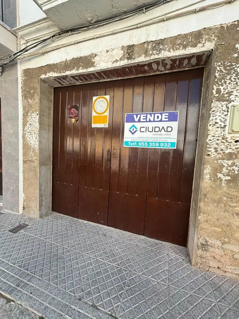 Parkplatz von Geschaftsraum zum Verkauf in Paradas