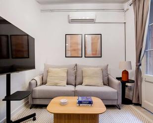 Living room of Apartment to share in  Barcelona Capital  with Air Conditioner, Heating and Terrace
