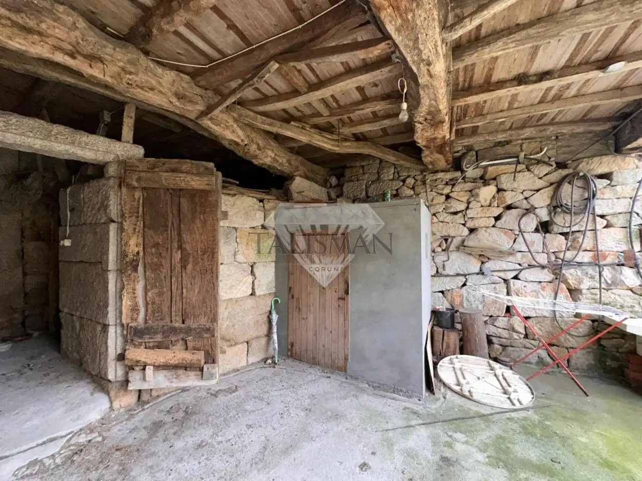 Casa o chalet en venta en A Lama   con Jardín privado, Trastero y Amueblado
