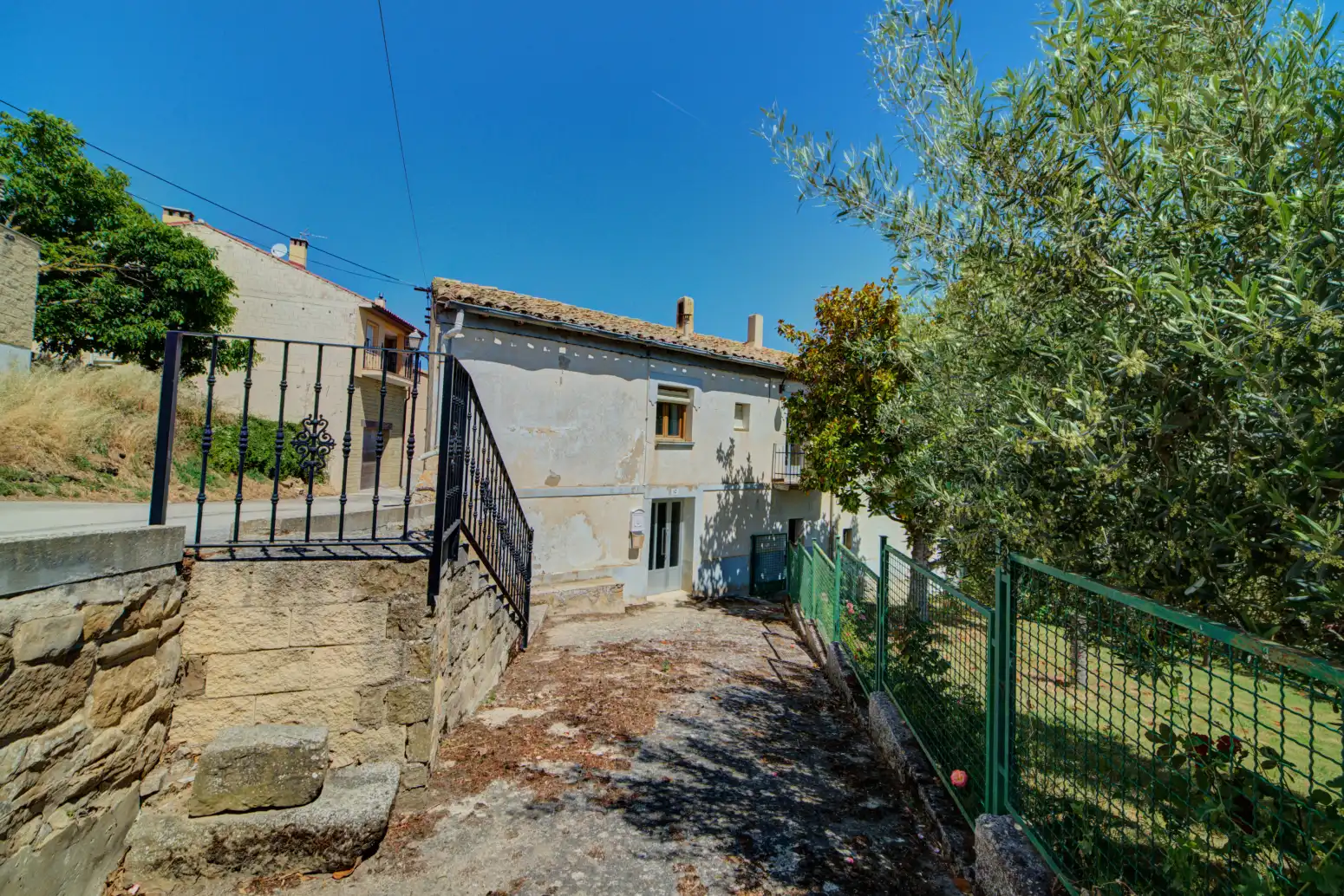 Vista exterior de Casa o chalet en venta en Pueyo / Puiu con Calefacción, Jardín privado y Terraza