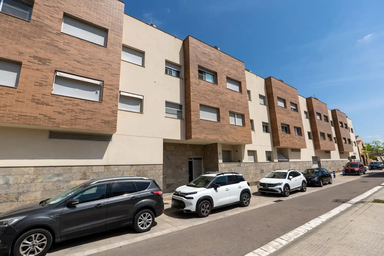 Vista exterior de Piso en venta en Deltebre con Aire acondicionado