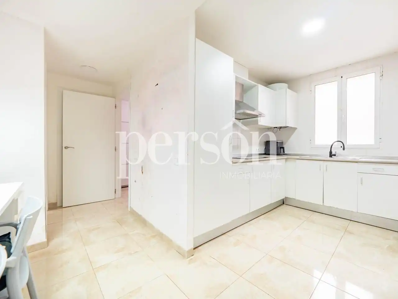 Cocina de Planta baja en venta en Valencia con Aire acondicionado, Amueblado y Internet