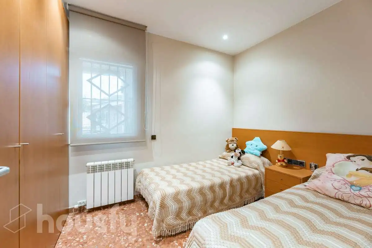 Dormitori de Casa o xalet en venda en Sant Pere de Ribes amb Aire condicionat, Calefacció i Jardí privat